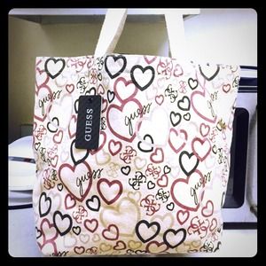 💞Guess canvas tote💞