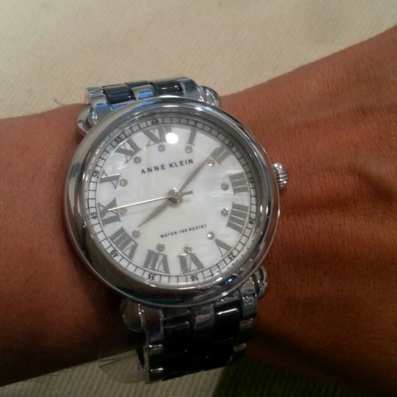 Anne Klein Watch - Picture 2 of 4