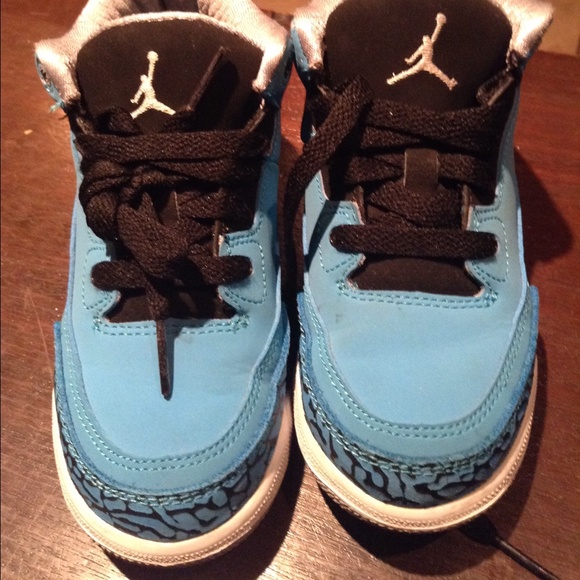 Jordan's kids size 13