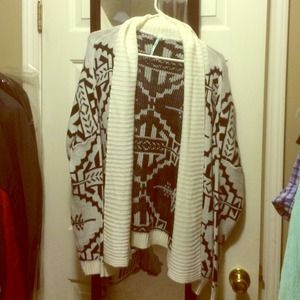 Fabulous Aztec print oversized cardigan!