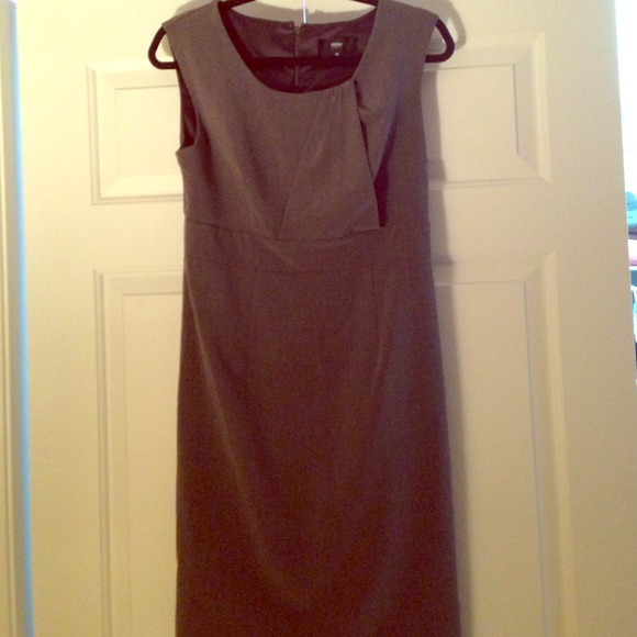 Business casual dress