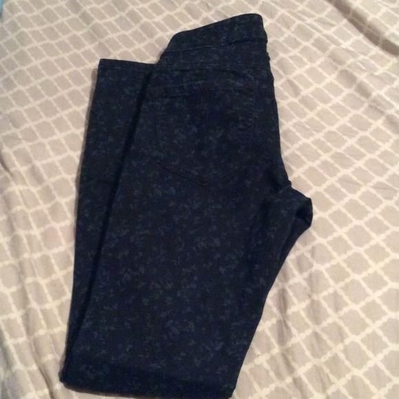 Jeans - Picture 2 of 2