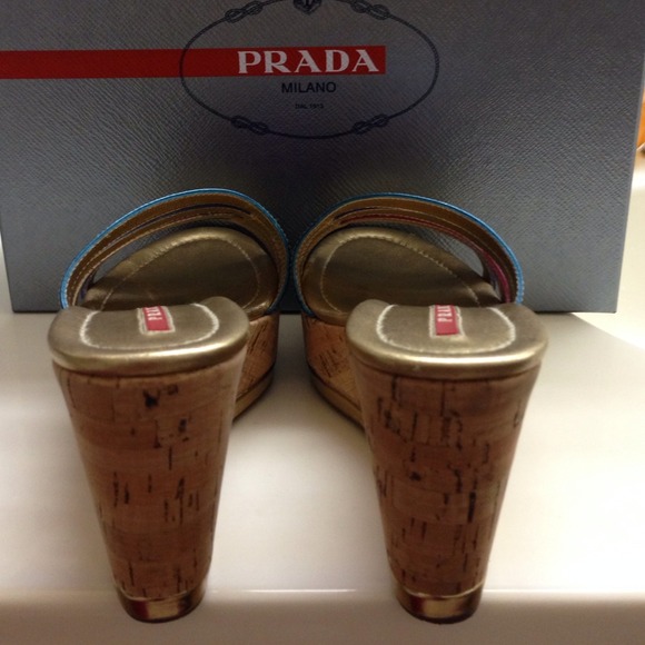 Authentic PRADA size 6.5 - Picture 4 of 4