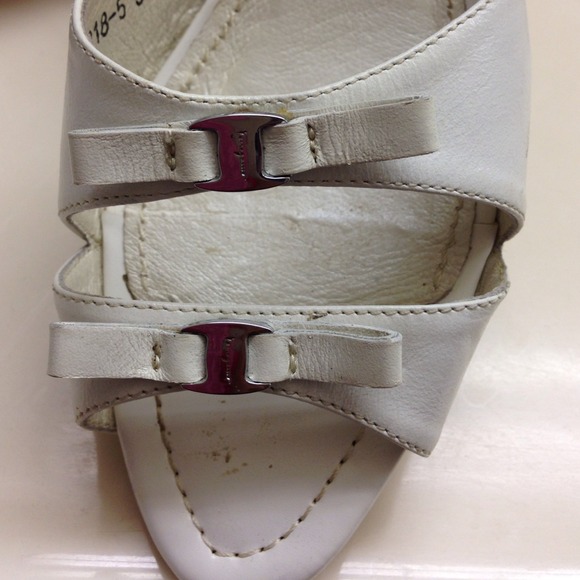 SOLD - Picture 3 of 4