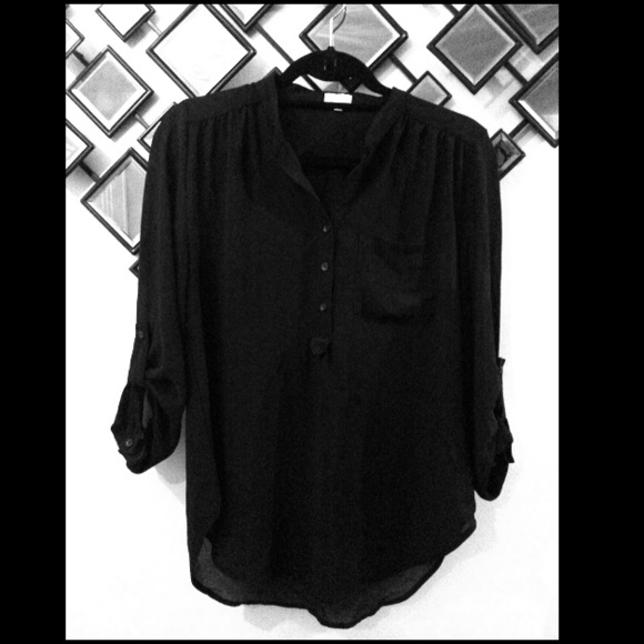 💢SOLD💢 Black sheer chiffon button up top
