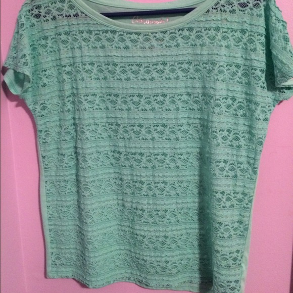 Lace shirts🚫sold🚫