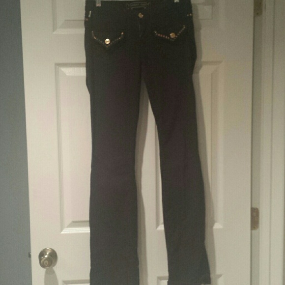 Black robbin.jeans with gold studs