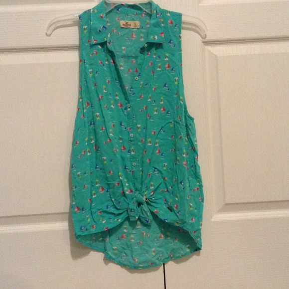 Sleeveless button down