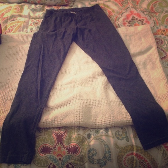Grey leggings