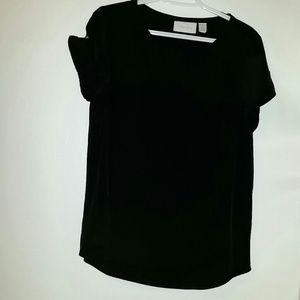 Short sleeve black shirt