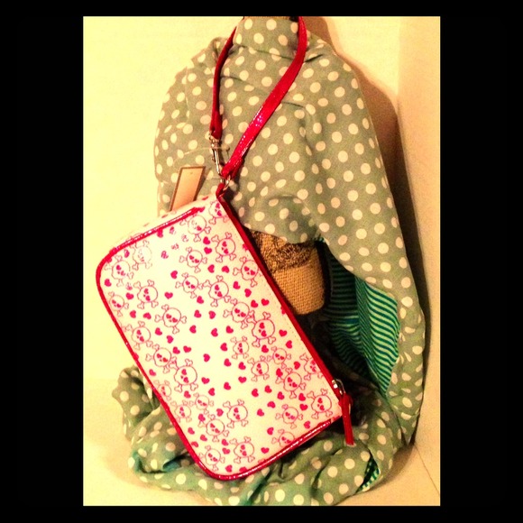 unknown Clutches & Wallets - Rockabilly Chic Pink Skull & Crossbones Wristlet
