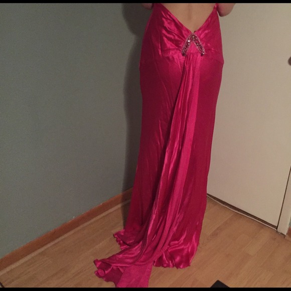 Gown - Picture 3 of 3
