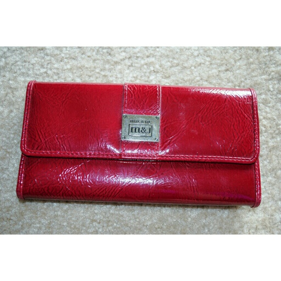 LAST CHANCE!! 👠 Mac & Jac Red Wallet