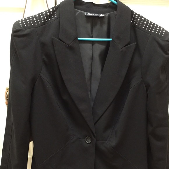 Allen B blazer