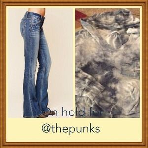 Bundle hold for @thepunks