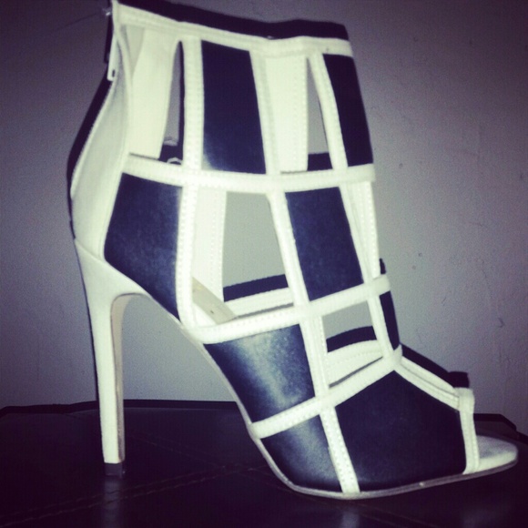 Black and White Cutout Heel