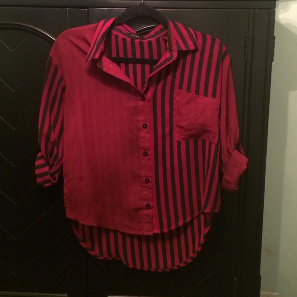 STRIPED SHEER BUTTON DOWN