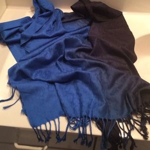 Blue and black pashmina