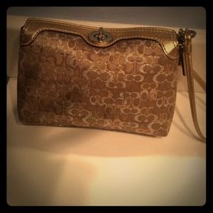 Gold Coach clutch