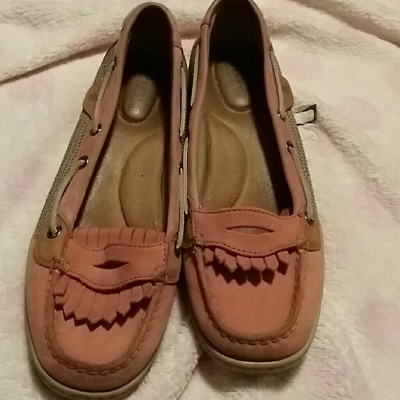 Pink Sperrys