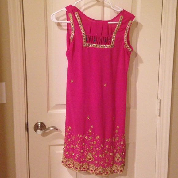 Salwar suit - Picture 2 of 3