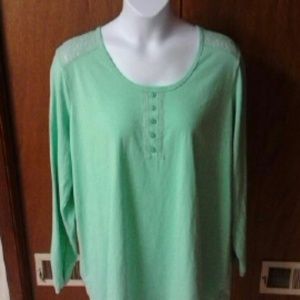 Plus size teal shirt