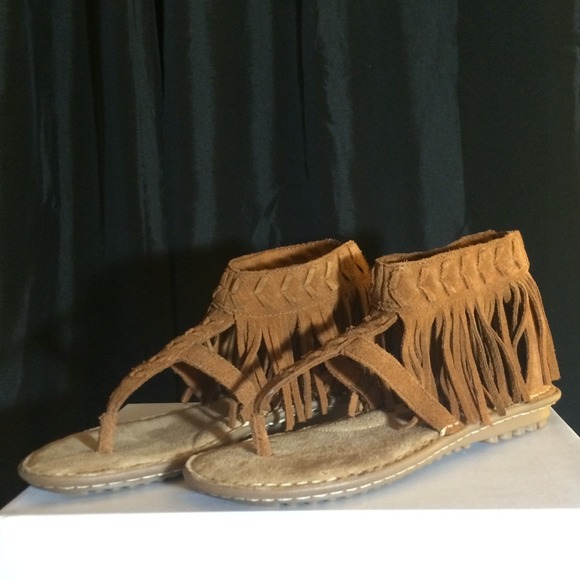 Minnetonka brown sandals