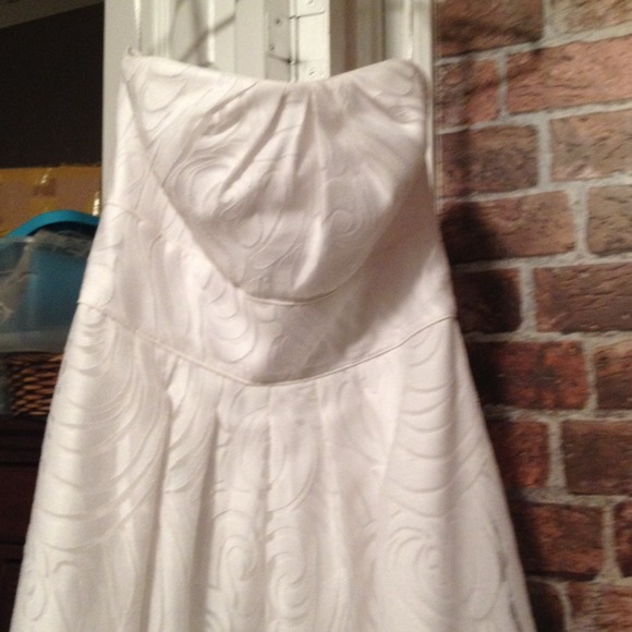 WHBM Wedding Dress and white shaw. - Picture 2 of 4