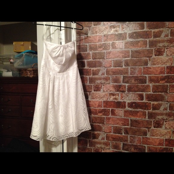 WHBM Wedding Dress and white shaw. - Picture 3 of 4