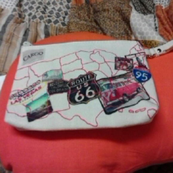 Cargo wristlet
