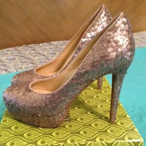 Matte sequin high heel