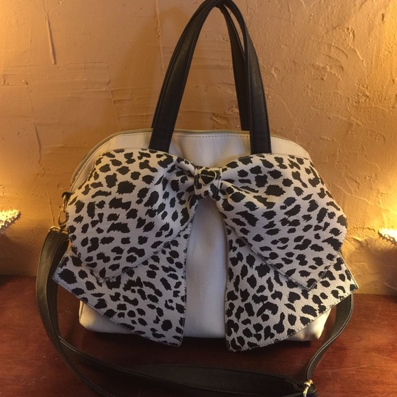 Betsy Johnson tote