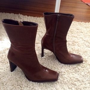 Steve Madden Tan leather boots
