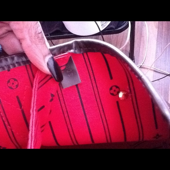 100% Authentic LV Never Full MM - Picture 3 of 3