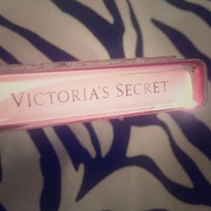 Very cute Victoria's Secret iPhone case!