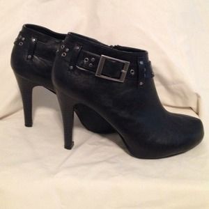 Fabulous Rocker Heals