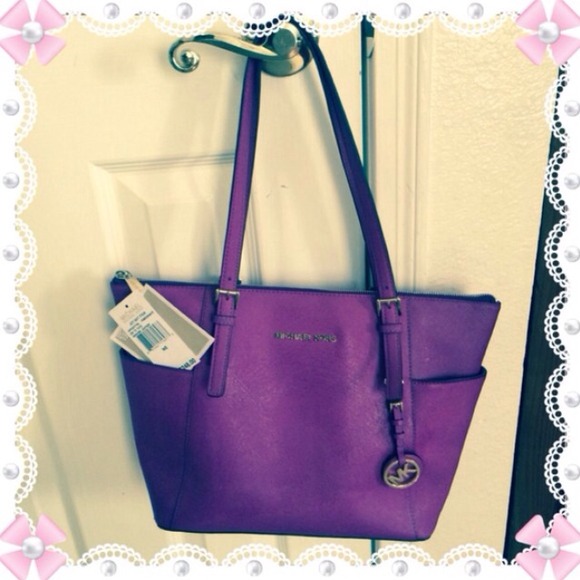 Mk handbag purple big n roomy