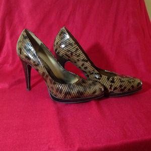 Nine West Rocha pump