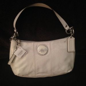 Authentic Coach Hobo