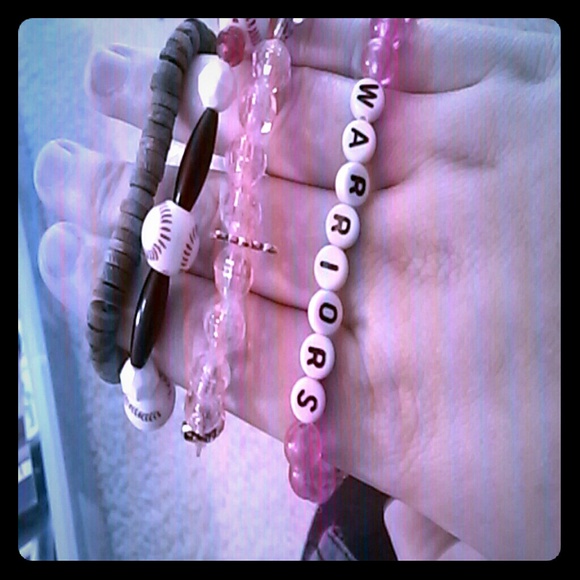 Selfbeaded bracelets - Picture 1 of 2