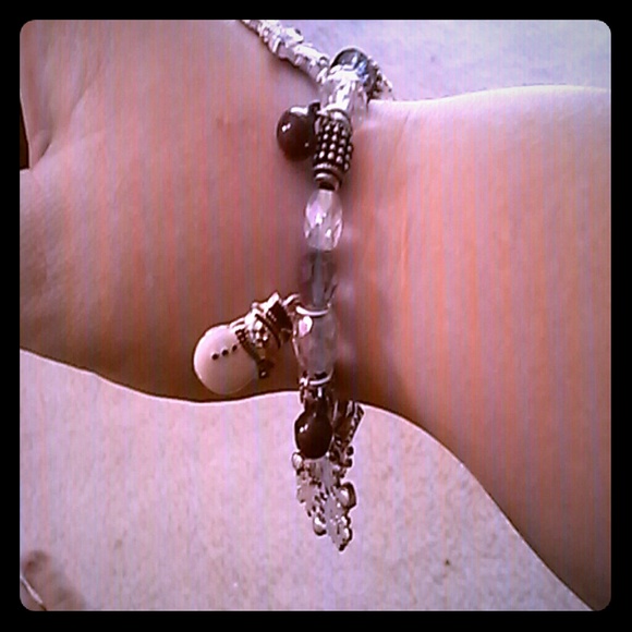 Charm bracelet - Picture 1 of 3