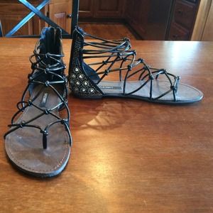 Shoemint Sz 8 Gladiator sandals with beaded heels