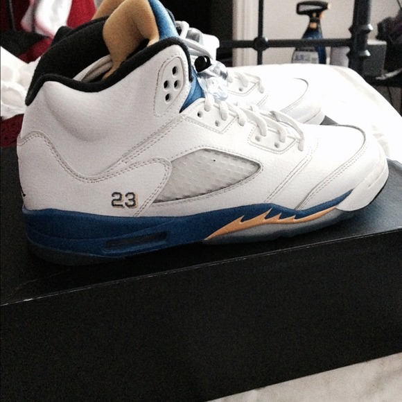 Jordan Laney 5s - Picture 4 of 4