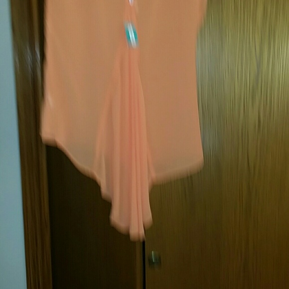 Shirt - Picture 2 of 4