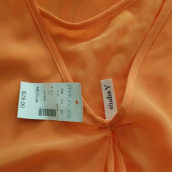 Shirt - Picture 3 of 4