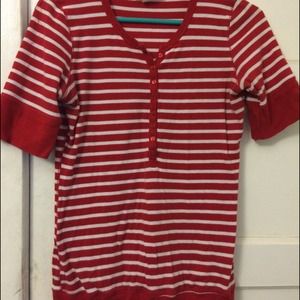 Red and white striped half sleeve T