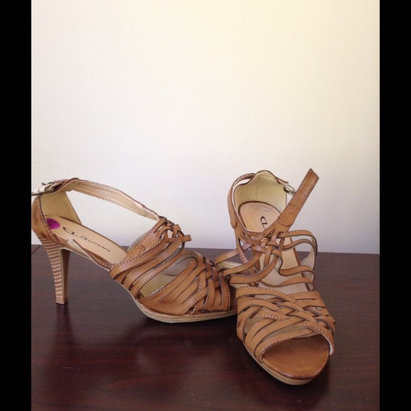 8 1/2 brown heels. Chinese Laundry. $12.00