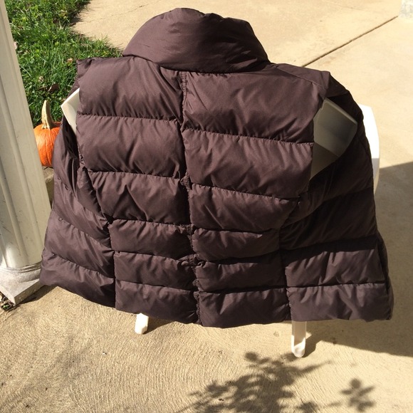 J Crew Down vest $100 Now - Picture 2 of 4