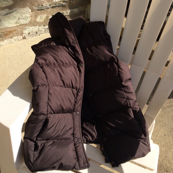 J Crew Down vest $100 Now - Picture 3 of 4