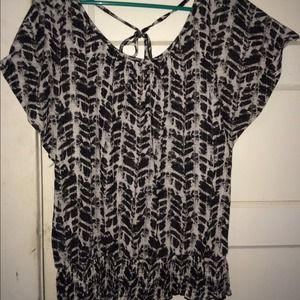 Black and white patterned shirt